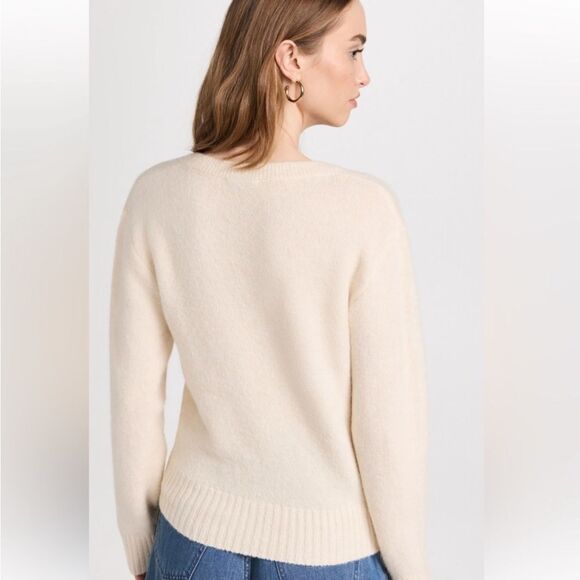 AYR The Cutie BB Sweater V-Neck Ivory - Picture 14 of 14